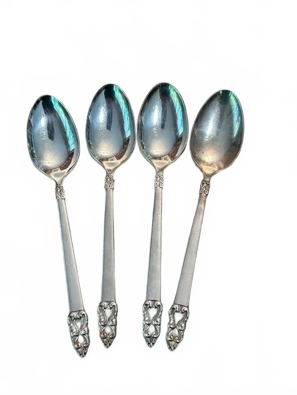 1847 Rogers Bros King Frederik Silverplate Spoons, Set of 4